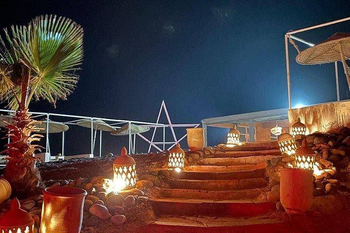 Agafay Desert : Dinner, show, Sunset & Access to the pool