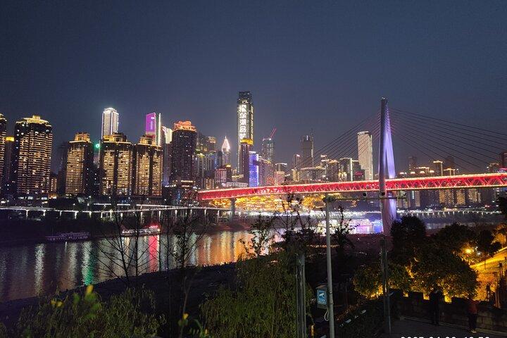 重慶プライベート夜景ツアー (火鍋または地元のディナー付き)