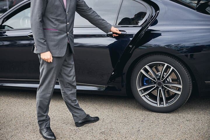 Dubai Airport Transfer to Dubai Hotel