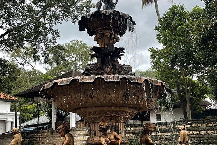 Kandy zelfstandige stadswandeling & speurtocht