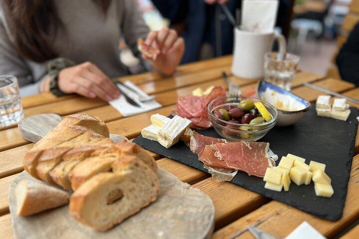 Expérience culinaire à Vienne : visite gastronomique guidée privée