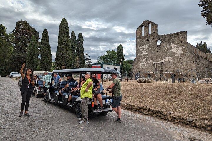 Private Appian Way (Appia Antica) Tour in Rome met de golfkar