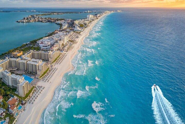 Aéroport de Cancun et navette privée GR Solaris Cancun