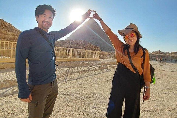 ギザのピラミッドと大エジプト博物館へのカイロプライベート旅行