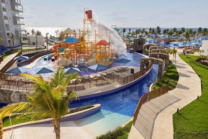 Navette privée de l'aéroport de Cancun et du Royalton Splash Riviera Cancun