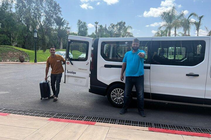 Traslado privado de ida al aeropuerto desde / hacia el hotel en Marrakech