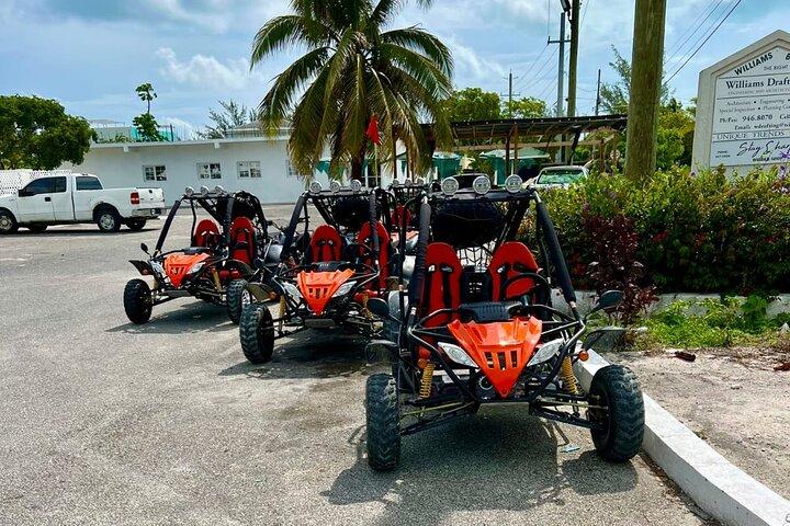 ATVとUTVプラス砂丘バギー島エクスカーション（プロビデンシアレス）