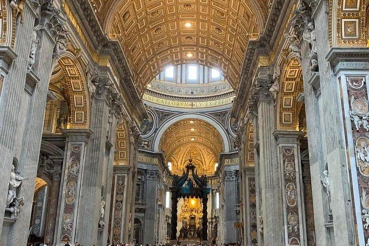 Sistine Chapel @ its best! First time slot Vatican Museums access