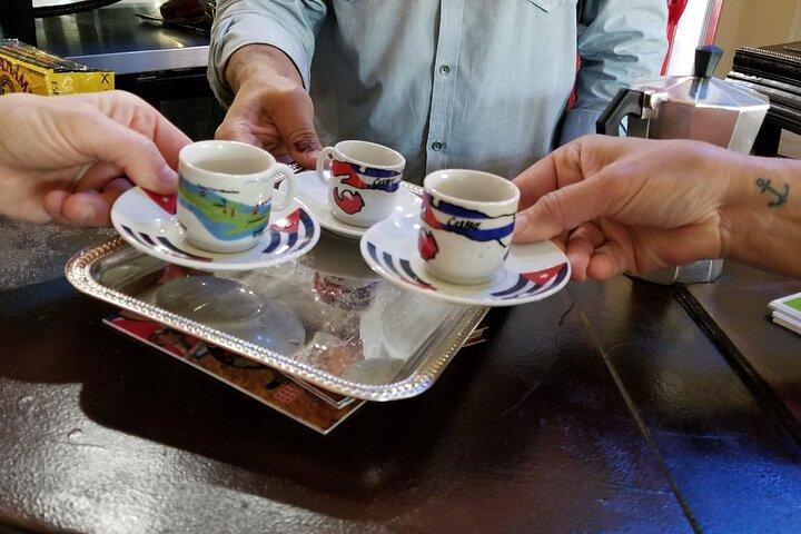 リトルハバナエクスプレスツアー：隠れた料理＆文化ツアー