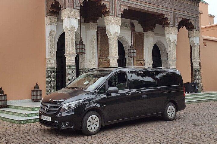 Transfer Airport (RAK) to city center free waiting time