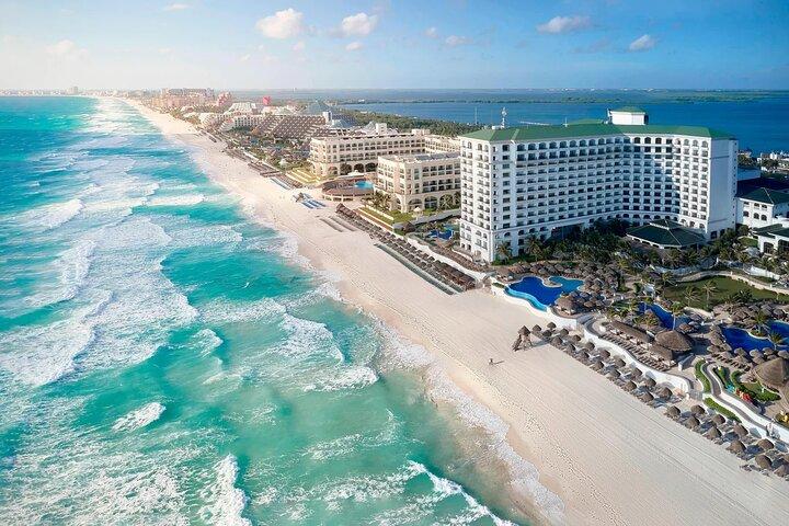 Traslado privado al aeropuerto de Cancún y al JW Marriott Cancún