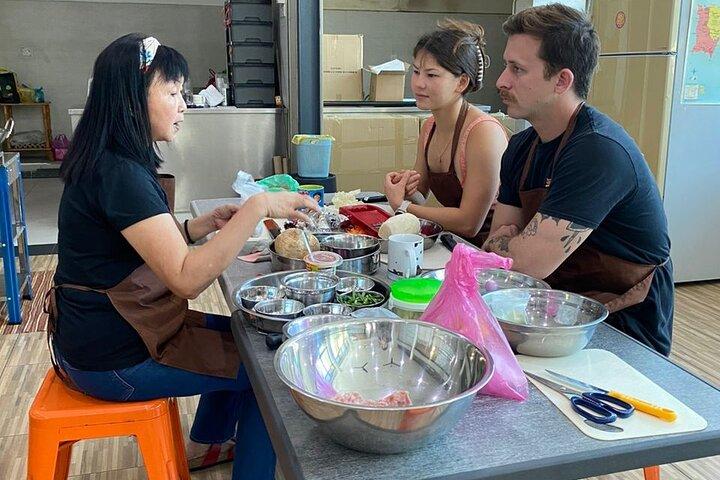 Penang-Kochkurs: Tauchen Sie mit PenangChiak in die malaysische Küche ein