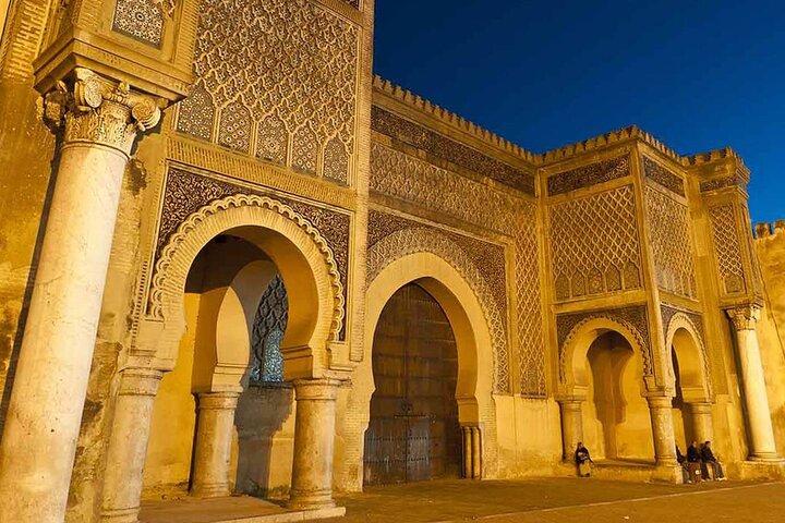 Excursión de un día a Volubilis, Moulay Idriss y Meknes desde Fez