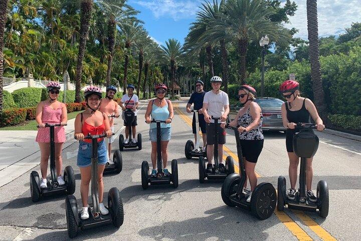 Visite guidée Choisissez votre tour Trikes Cyclomoteurs Segways et visite à vélo