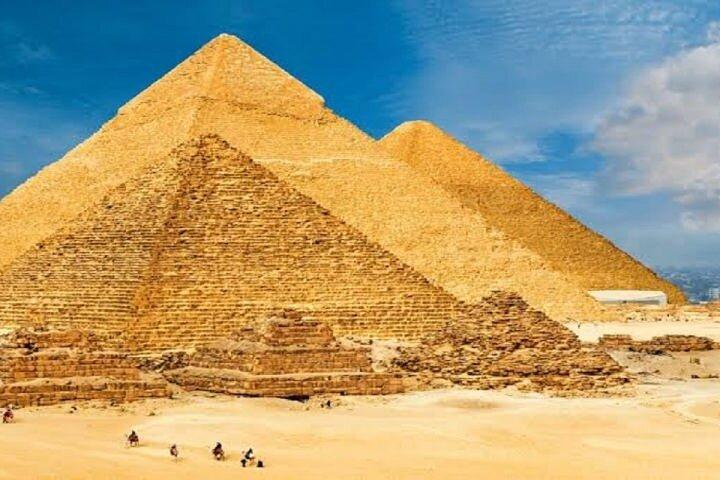 Visite partagée d'une journée complète aux pyramides de Gizeh depuis Gizeh