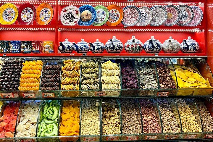 イスタンブールスパイスマーケット＆歴史地区フードツアー10の味