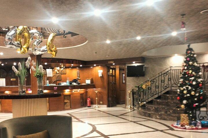 Private luxurious in Egypt GEM pyramid cruise Flight