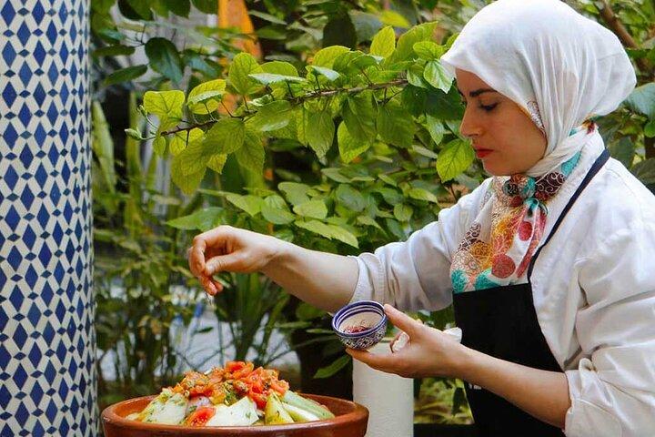 Exclusive Culinary Workshop and Hammam Relaxation in Marrakech
