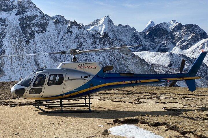 Tour en helicóptero por el campo base del Everest