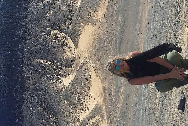 White & Black Desert Marvels und Bahariya Oasis Tour Ein Tag