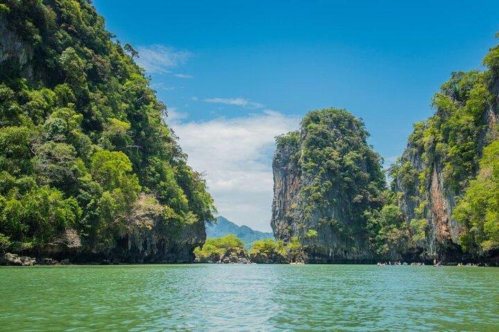 Viagem de um dia à Ilha James Bond com canoagem no mar