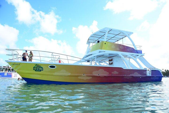 Desde Punta Cana: Party Boat + Snorkeling Live Music Drink Open B