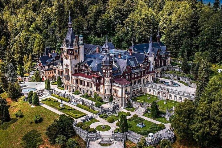 Privat tur till Draculas slott, Peleș slott och Brașov stad