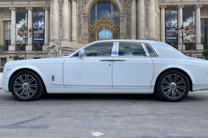 Viaje en Rolls-Royce a París con el Museo del Louvre