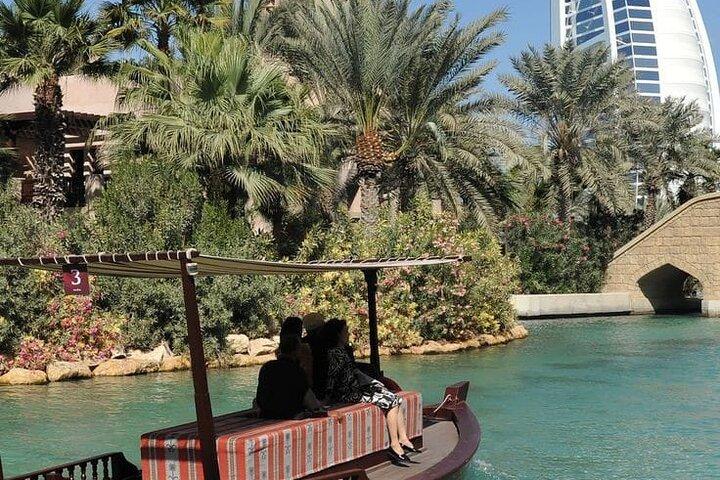 Tour di mezza giornata del souk arabo di Dubai Souk Madinat Jumeirah