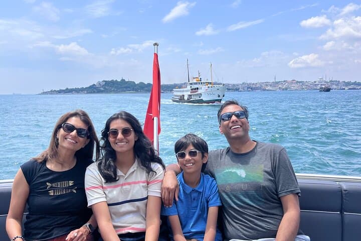 Bosphorus Yacht Cruise with Stopover on the Asian Side - (Morning or Afternoon)