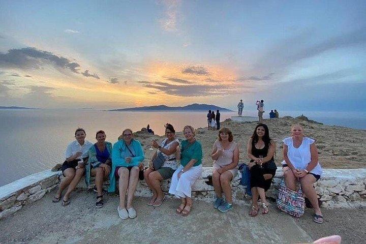 ピックアップ付きのプライベート半日ミコノス インサイダー ツアー
