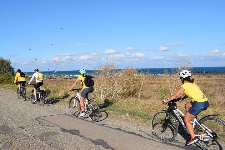 Bulgaria Cycling Day Tours - paese e mare