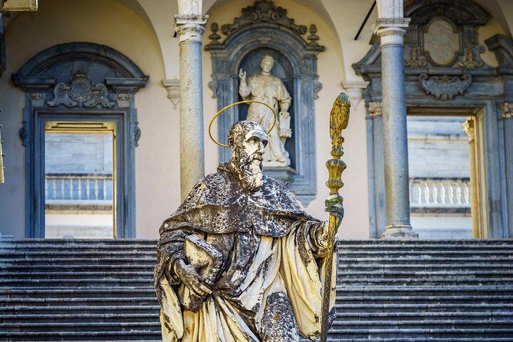 ローマ発、ヴェスヴィオ山、ポンペイ、アマルフィの小グループ 3 日間ツアー