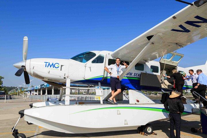 Visite touristique de la baie d'Halong en hydravion depuis Hanoi