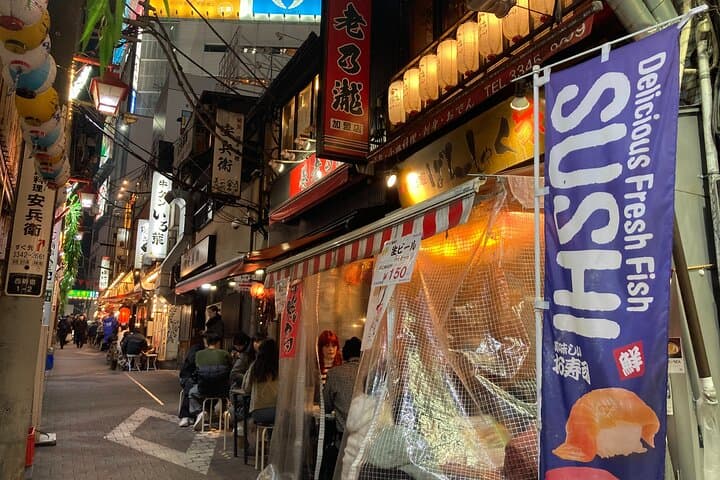 Tokyo Shinjuku Japanese Local Bar Hopping and Food Tour