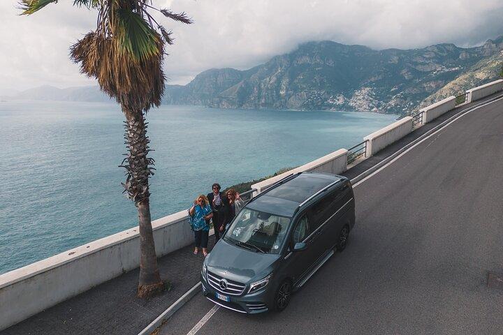 Limousine de luxe privée abordable de Rome à Positano