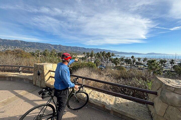 Visite guidée privée à Santa Barbara en vélos électriques