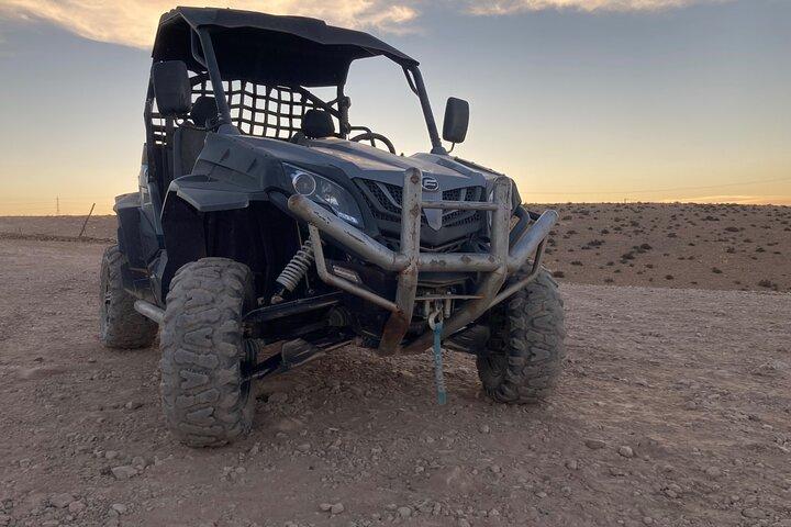 Agafay pakkemiddag og show (quads og kameler)