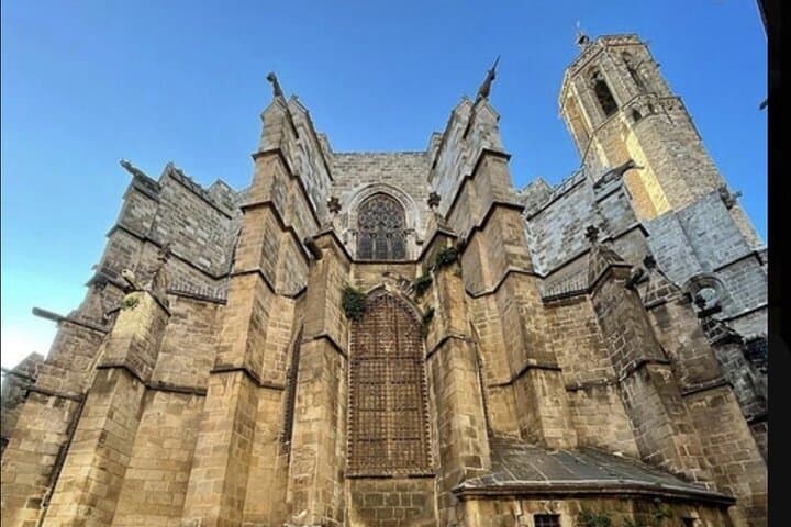 Hidden gems of Gothic Quarter Barcelona Walking Tour