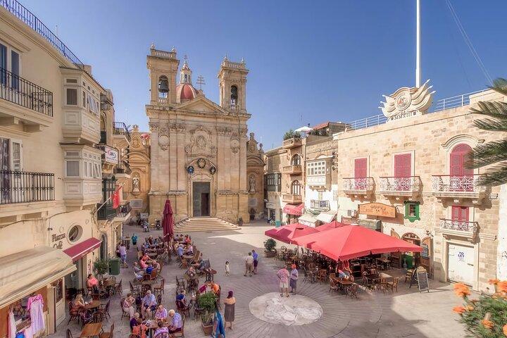 Gozo heldags gruppbusstur inklusive lunch och transfer