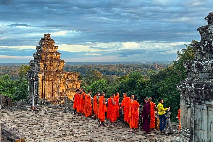 シェムリアップ発、少人数グループの 1 日ツアー & アンコール地域の夕日