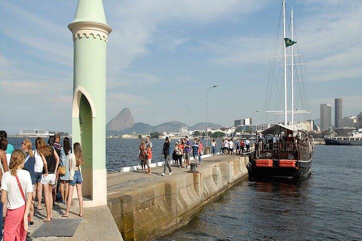 ブラジル インペリアル、リオ：フィスカル島とグアナバラ湾ボート ツアー