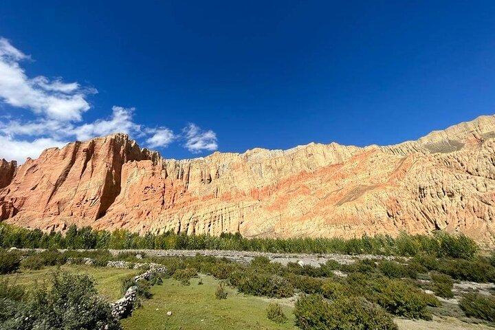Excursão terrestre de 12 dias para Upper Mustang