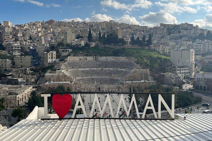 Tour a pie por la ciudad de Ammán Cultura, historia y gastronomía