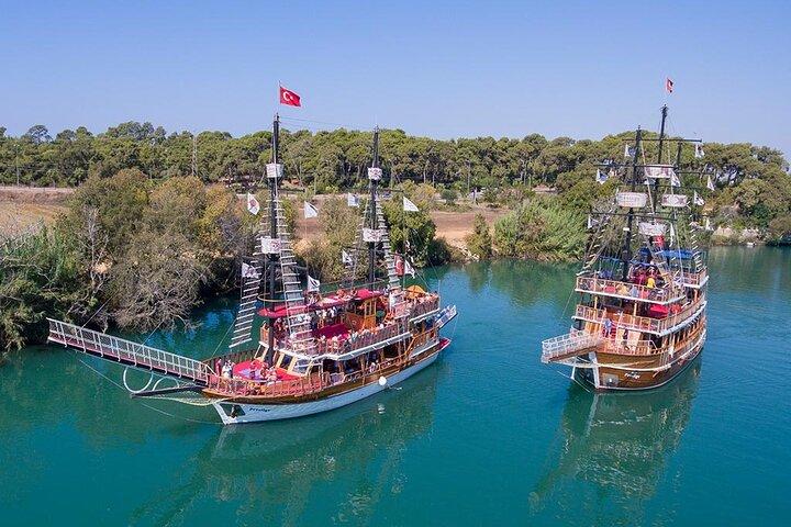 Manavgat Bootstour mit Wasserfall und großem Basar ab Belek