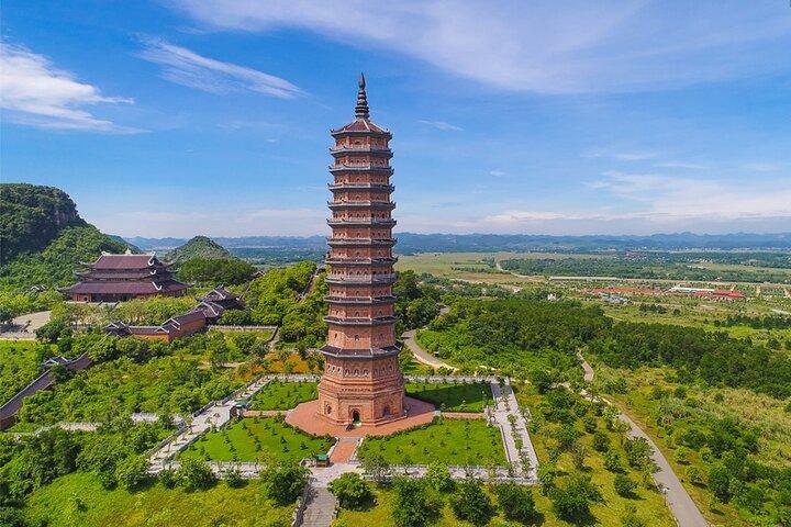 Hanoi: Deluxe dagstur utforska Bai Dinh-pagoden, Trang An Grottoes