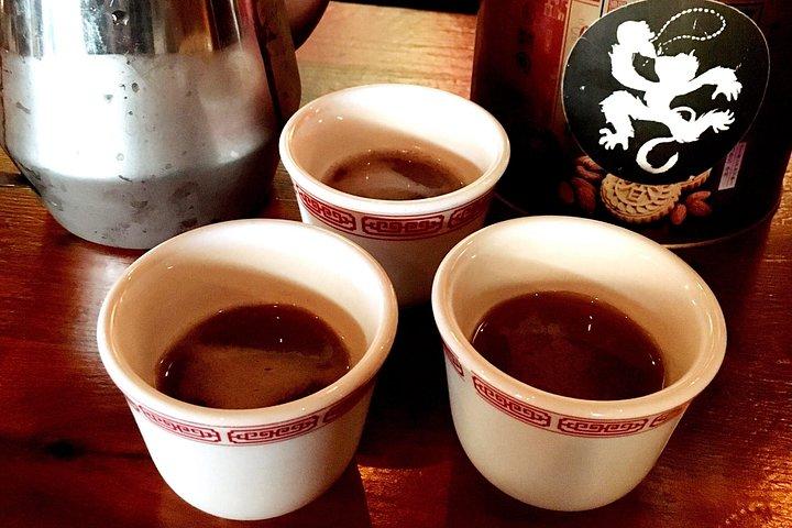 Knödel nach Dim Sum : Essen und Geschichte Tour durch Bostons Chinatown