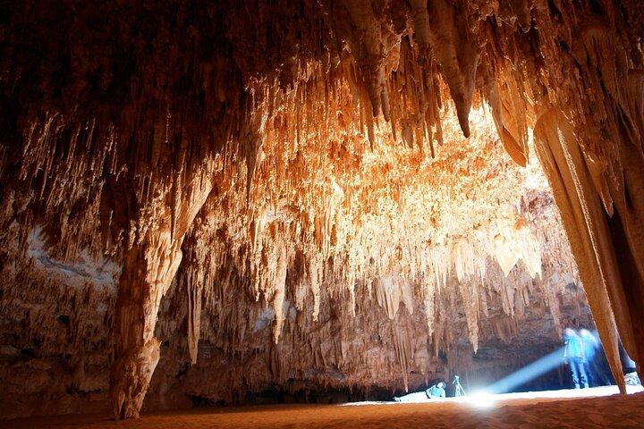 White Desert Safari & Djara Cave Camping – 4 jours / 3 nuits