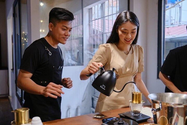 ホーチミン市で楽しく簡単なベトナムコーヒーワークショップ