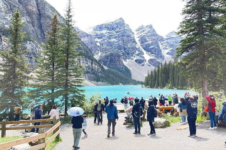 Calgary YYC Flughafen nach Banff Hotels (Shared Shuttle Bus)